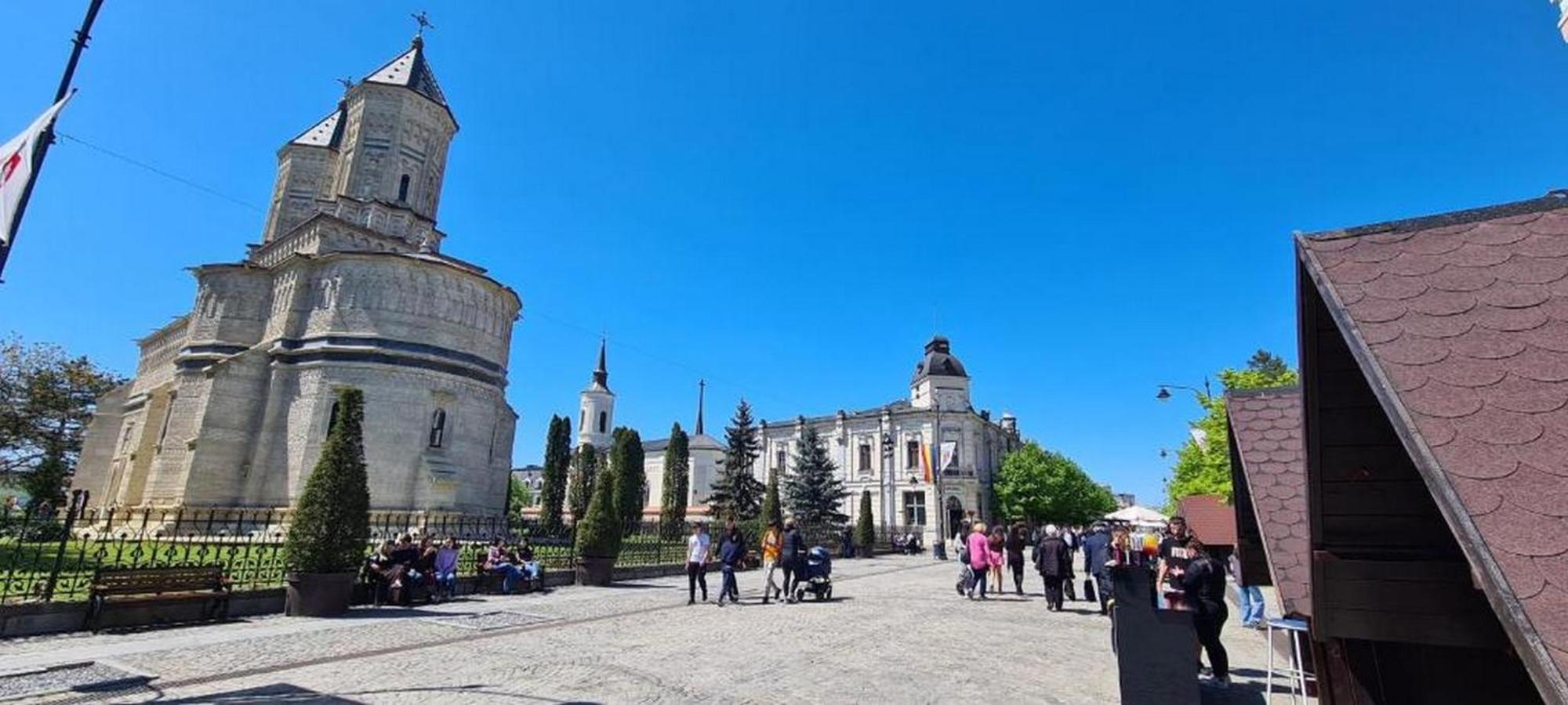 Exodus - Iasi City Center Buitenkant foto